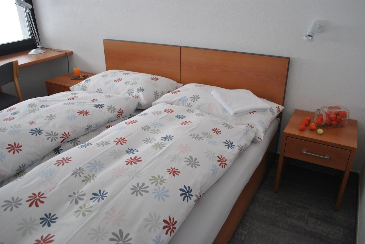 Centre De Sornetan Hotel Szoba fotó
